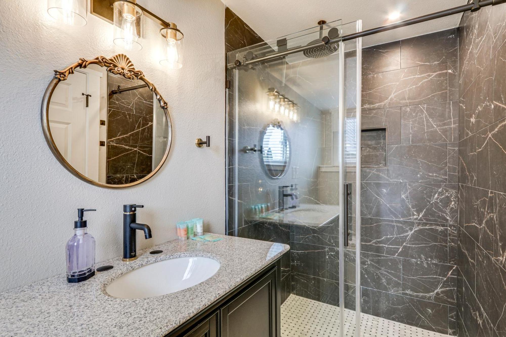 Vacation Near Parks And Downtown! * Portland