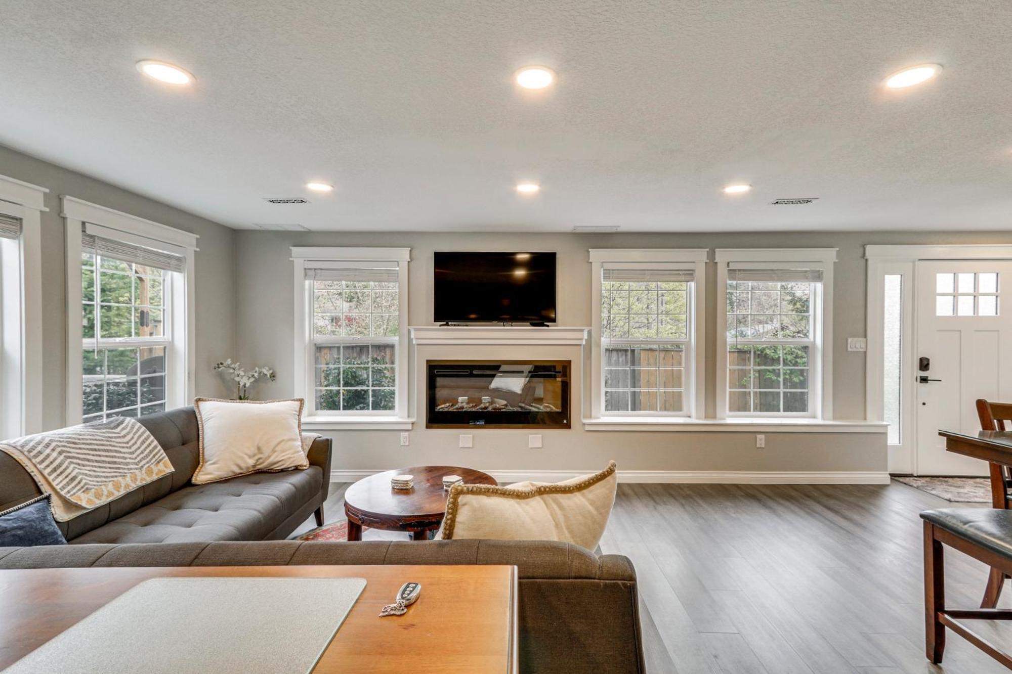 Vacation Near Parks And Downtown! Holiday home Portland